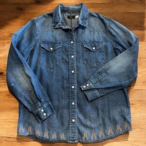 *Urban Outfitters BDG Women Denim Shirt Western Chic Pearl Snaps SW Stiching Lrg